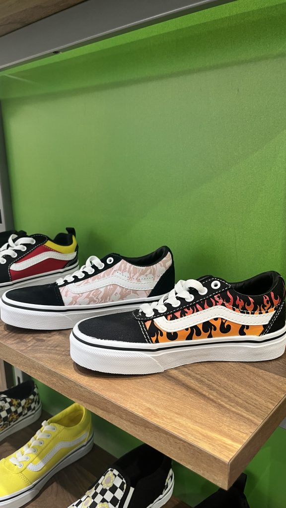 CHAUSSURES
